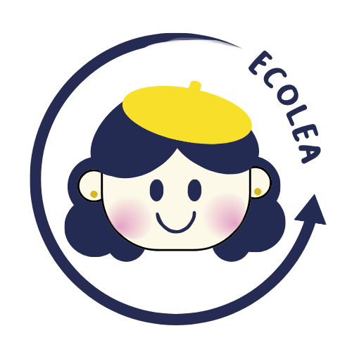 logo ecolea yang merupakan seorang perempuan yang menggunakan baret berwarna kuning